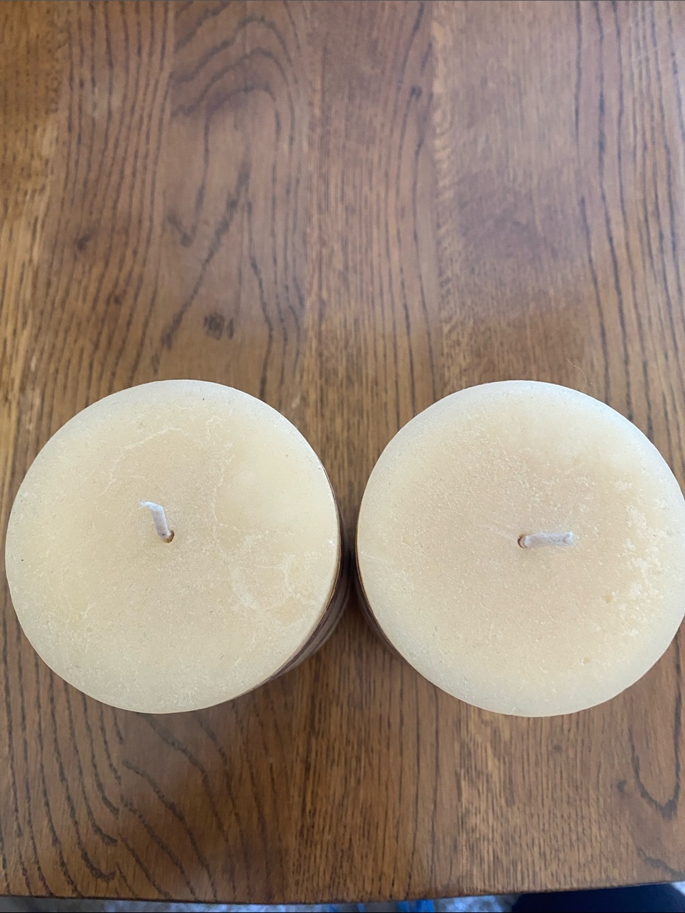 Bella Candella Ivory Pillar Candle - Set of 2 - Picture 2 of 5